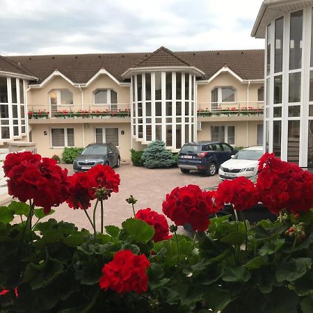 Villa Brussels 데바 외부 사진