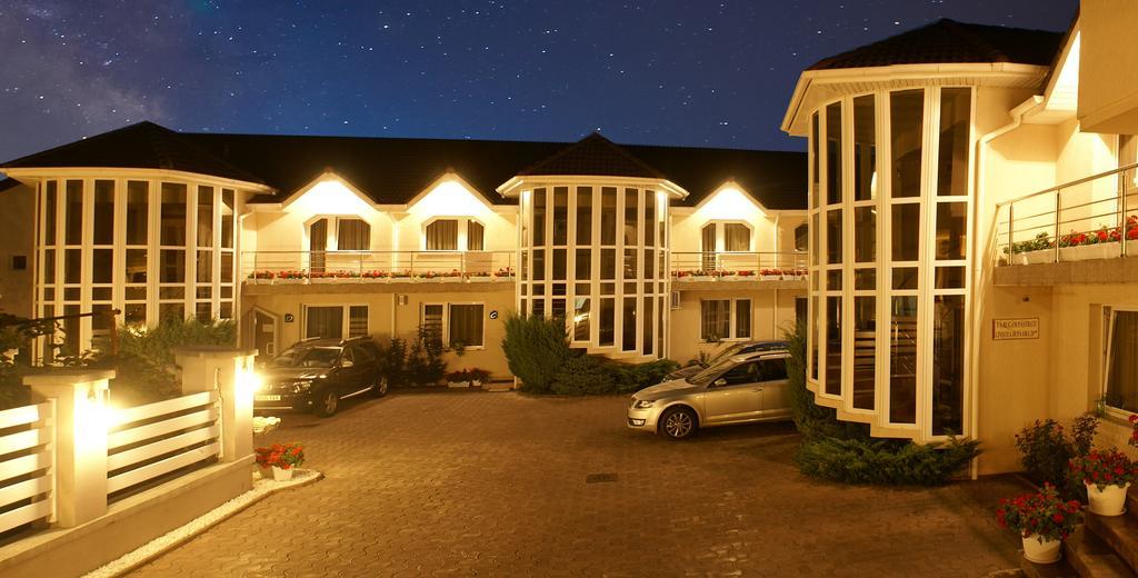 Villa Brussels 데바 외부 사진
