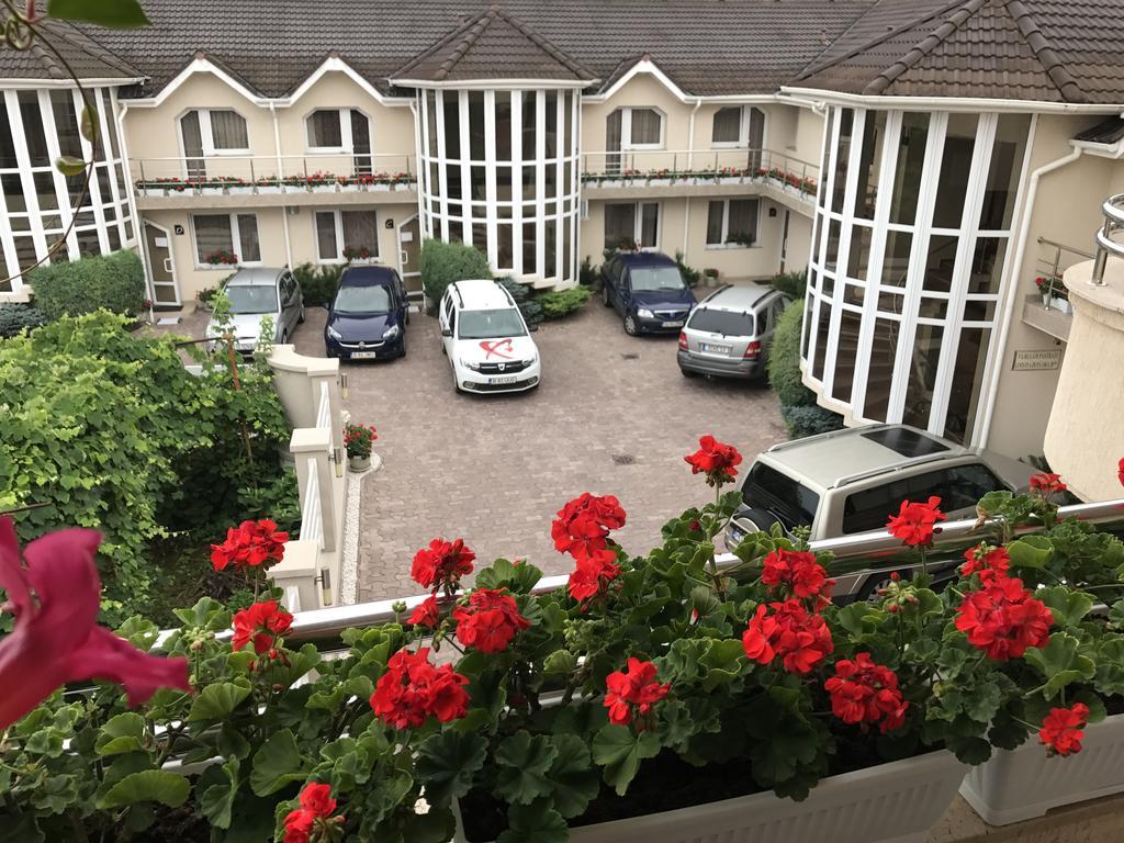 Villa Brussels 데바 외부 사진